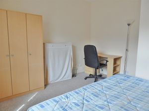 Bedroom- click for photo gallery